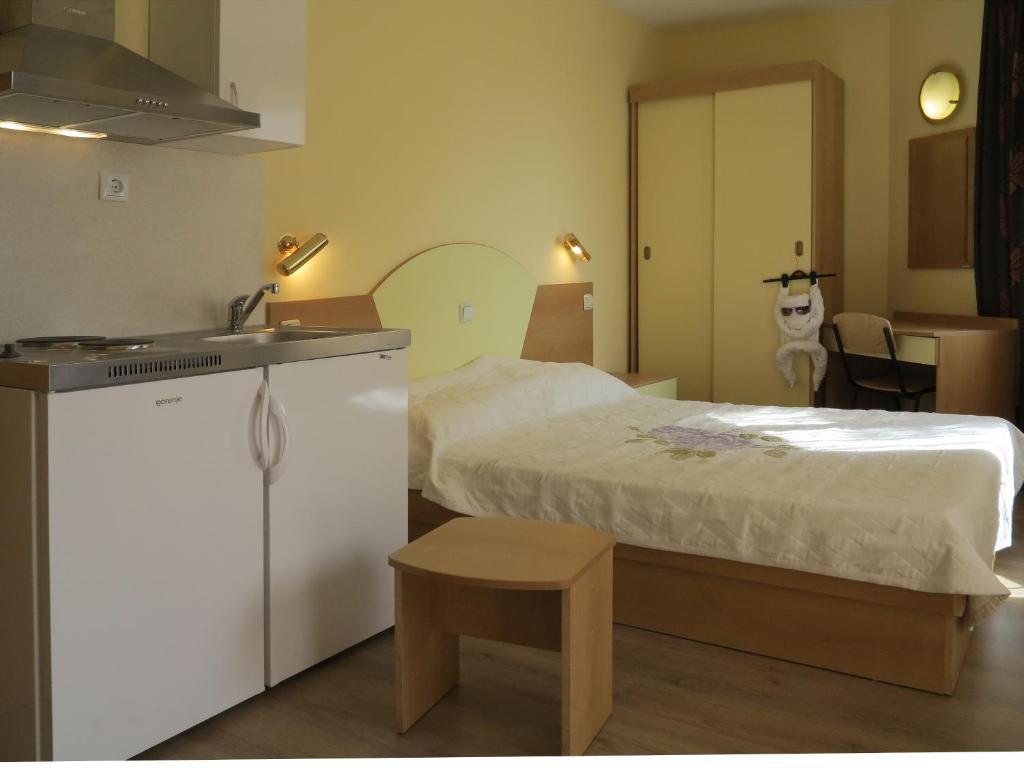 Solaris Apartments Saints Constantine and Helena Bilik gambar